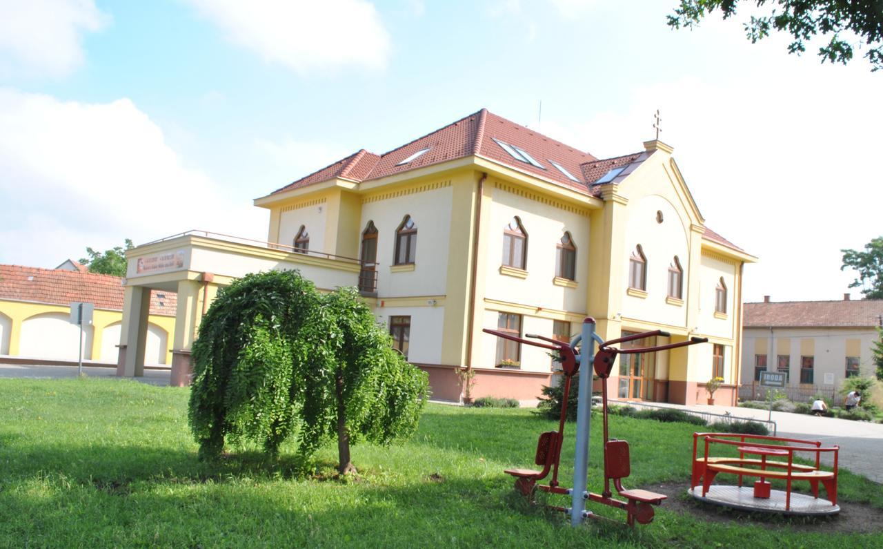 Mamre Szallo Hajduboszormeny Extérieur photo